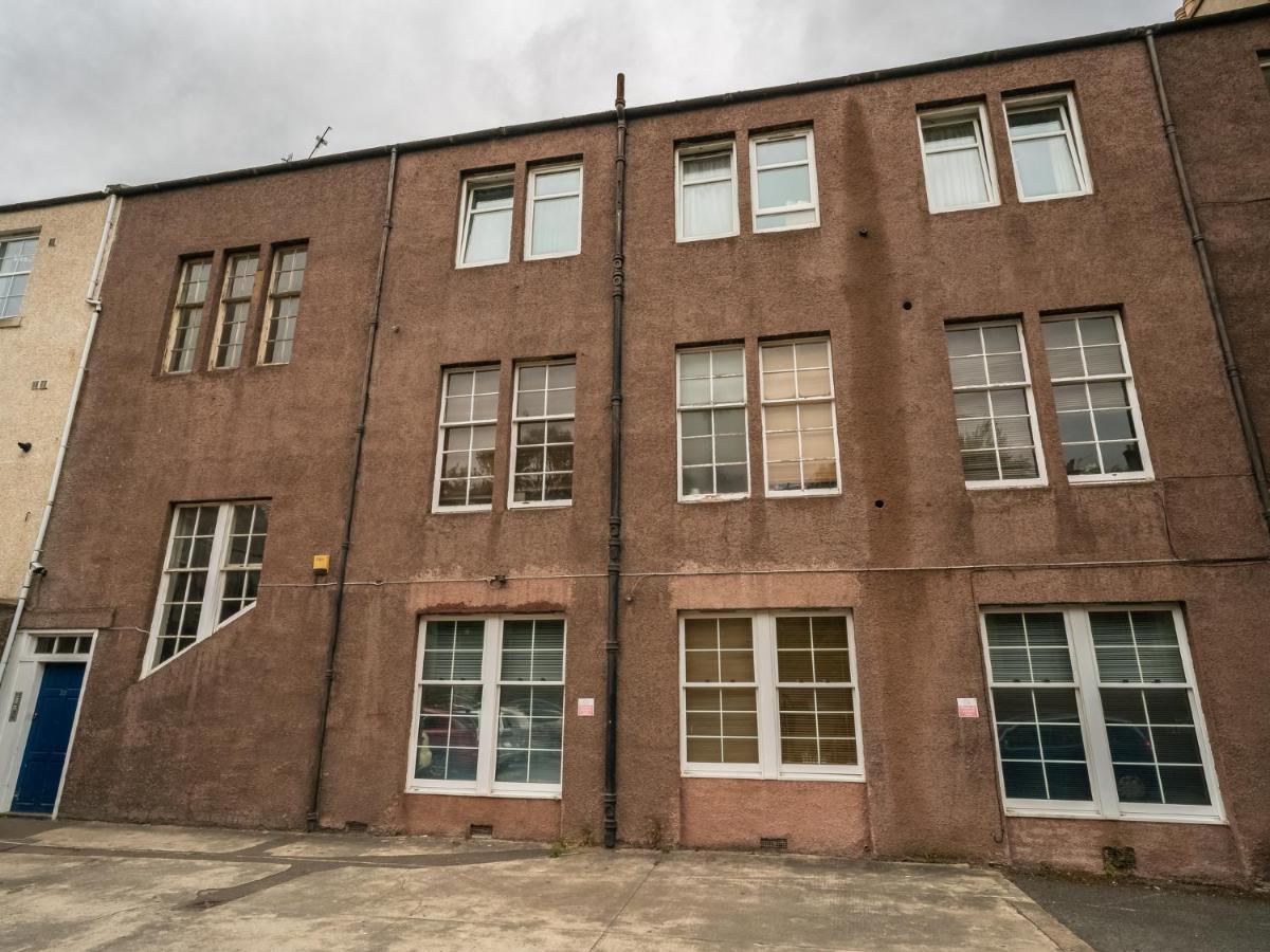 Pass The Keys Stunning 3 Bed Loft Style Apt With Free Parking EDI Exterior photo