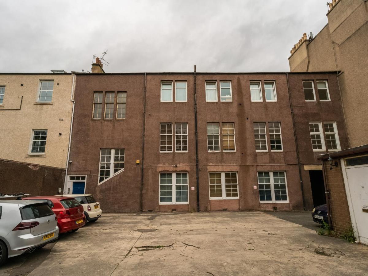 Pass The Keys Stunning 3 Bed Loft Style Apt With Free Parking EDI Exterior photo
